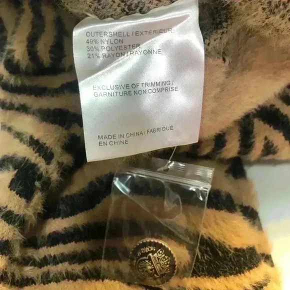 NVLT Women Tiger Pattern Rust/ Black Coat Jacket Button Closure Size Medium NWT - Picture 13 of 15